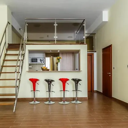 Апартаменты Frajona Малинска