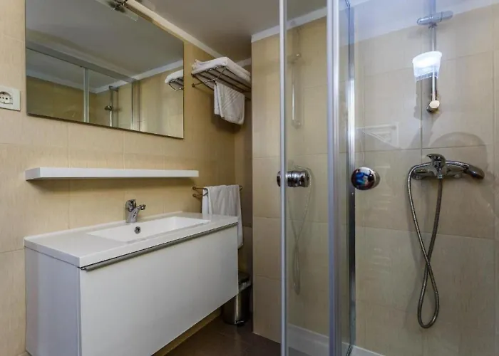 Frajona * Малинска