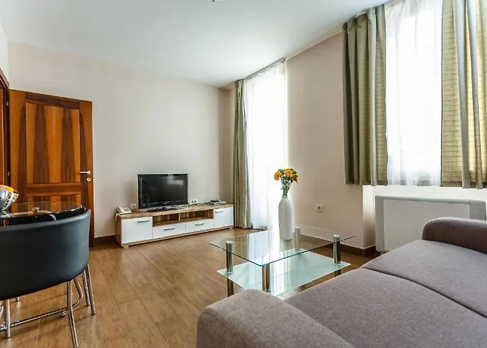 Frajona * Малинска