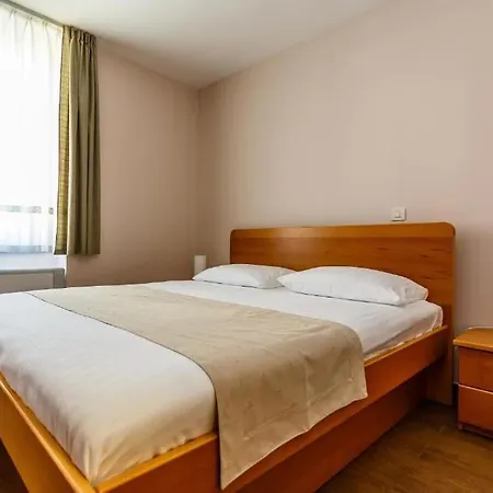Apartment Frajona *