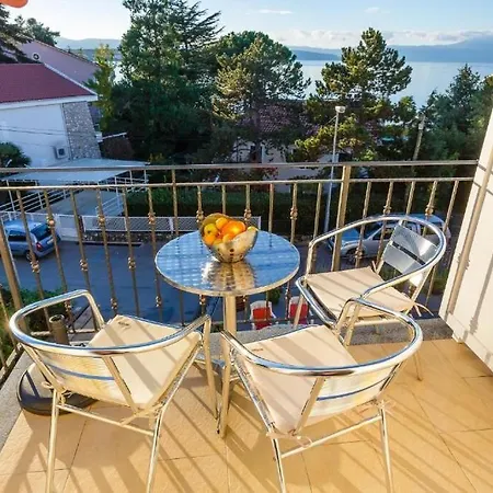 Frajona Apartment